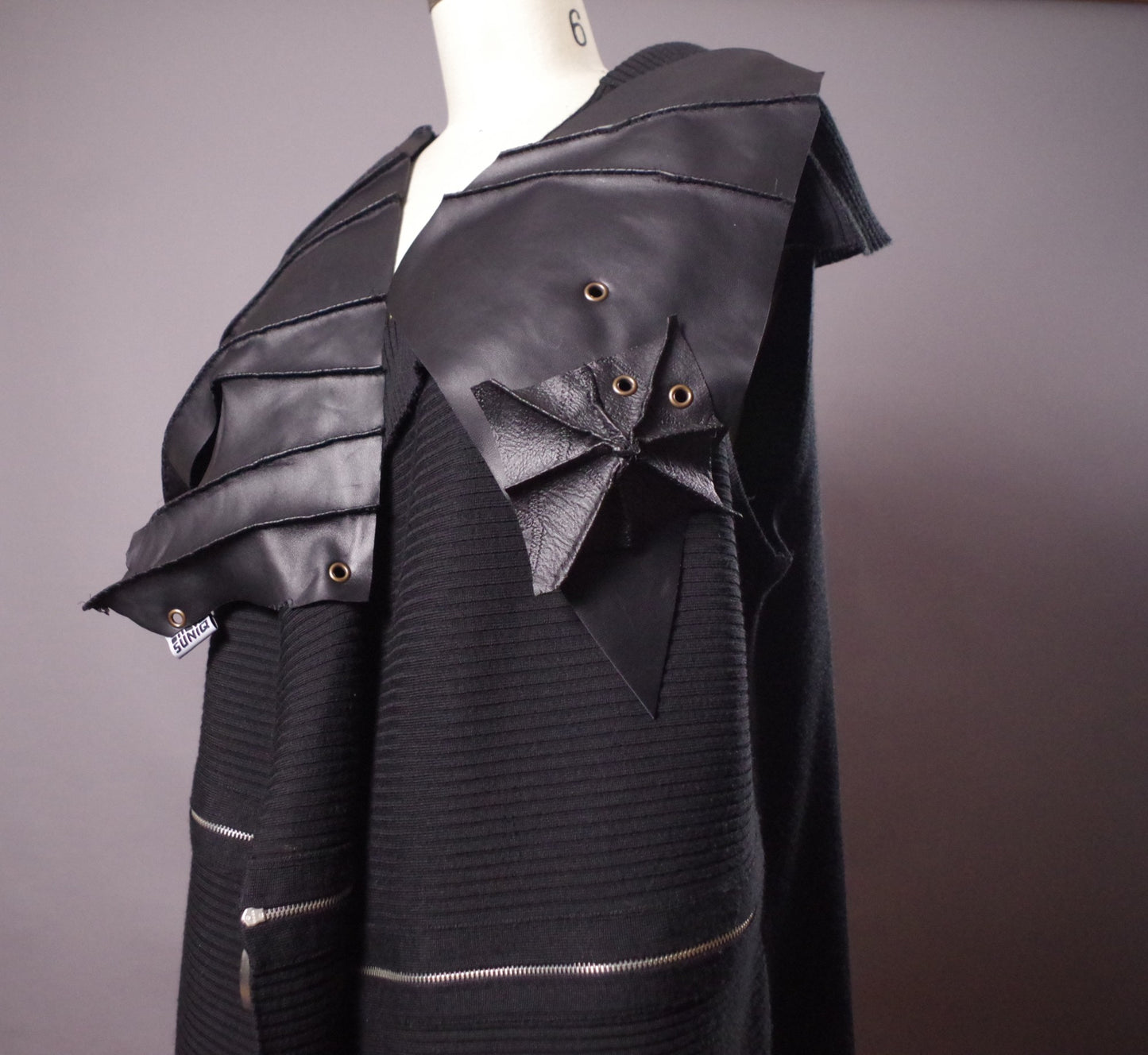 L - XL Goth Leather Vest, Black Leather Vest, Women Leather Long vest, Goth Clothes, Edgy wear, Avantgarde black vest
