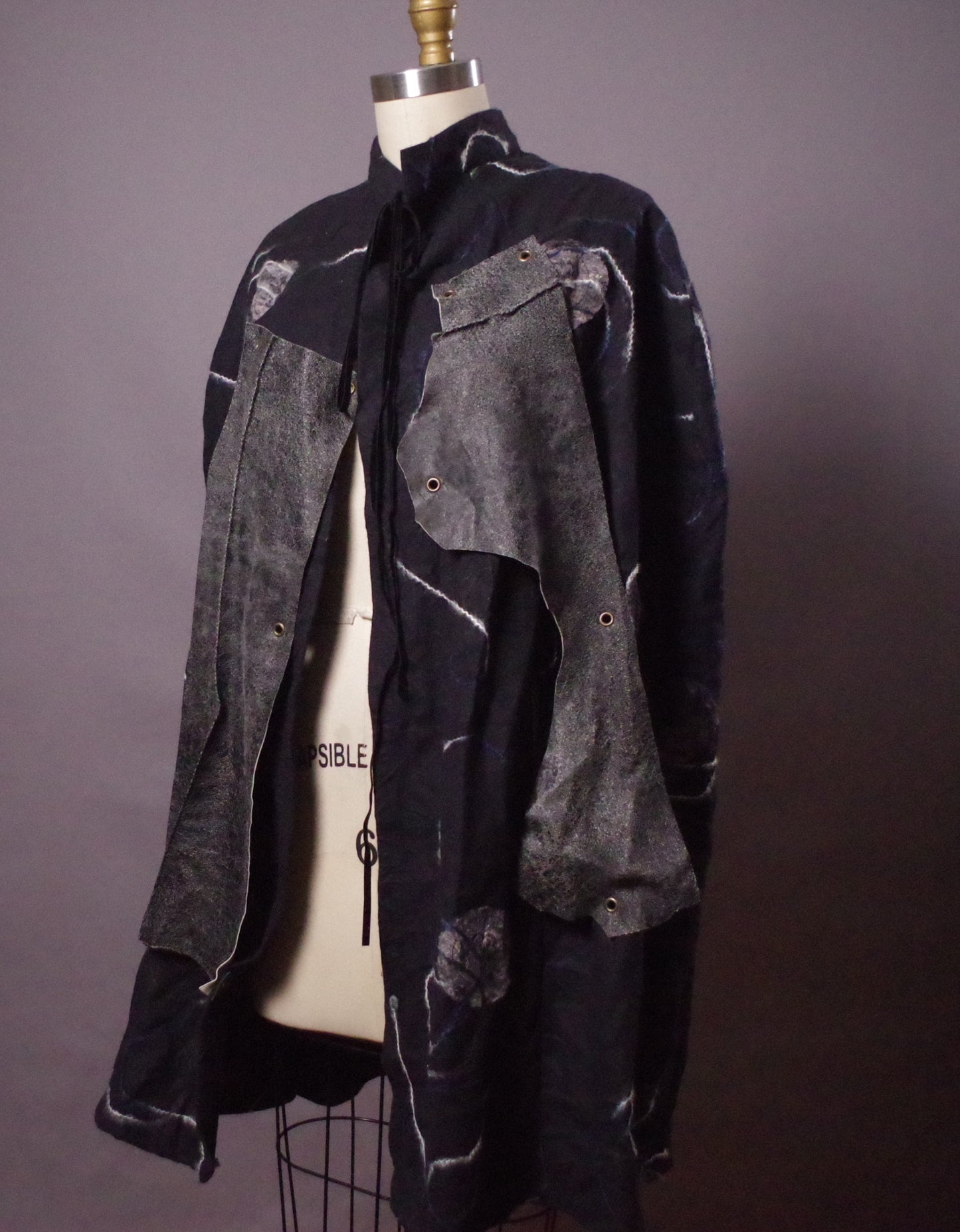 Wool and leather Poncho, Embroidered Poncho, Fall Fashion, Boho